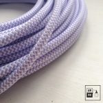 fil-electrique-recouvert-tissus-colore-motifs-zigzag-blanc-lilas-3