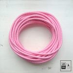 fil-electrique-recouvert-tissus-colore-motifs-zigzag-blanc-rose-1