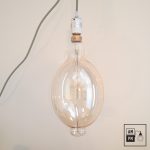 ampoules-antique-gigantesque-grandiose-grand-nostalgics-bulb-huge