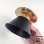 lampe-plafonnier-moderne-cone-noir-A3C12