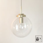 lampe-suspendue-globe-moderne-laiton-brosse-A4S51