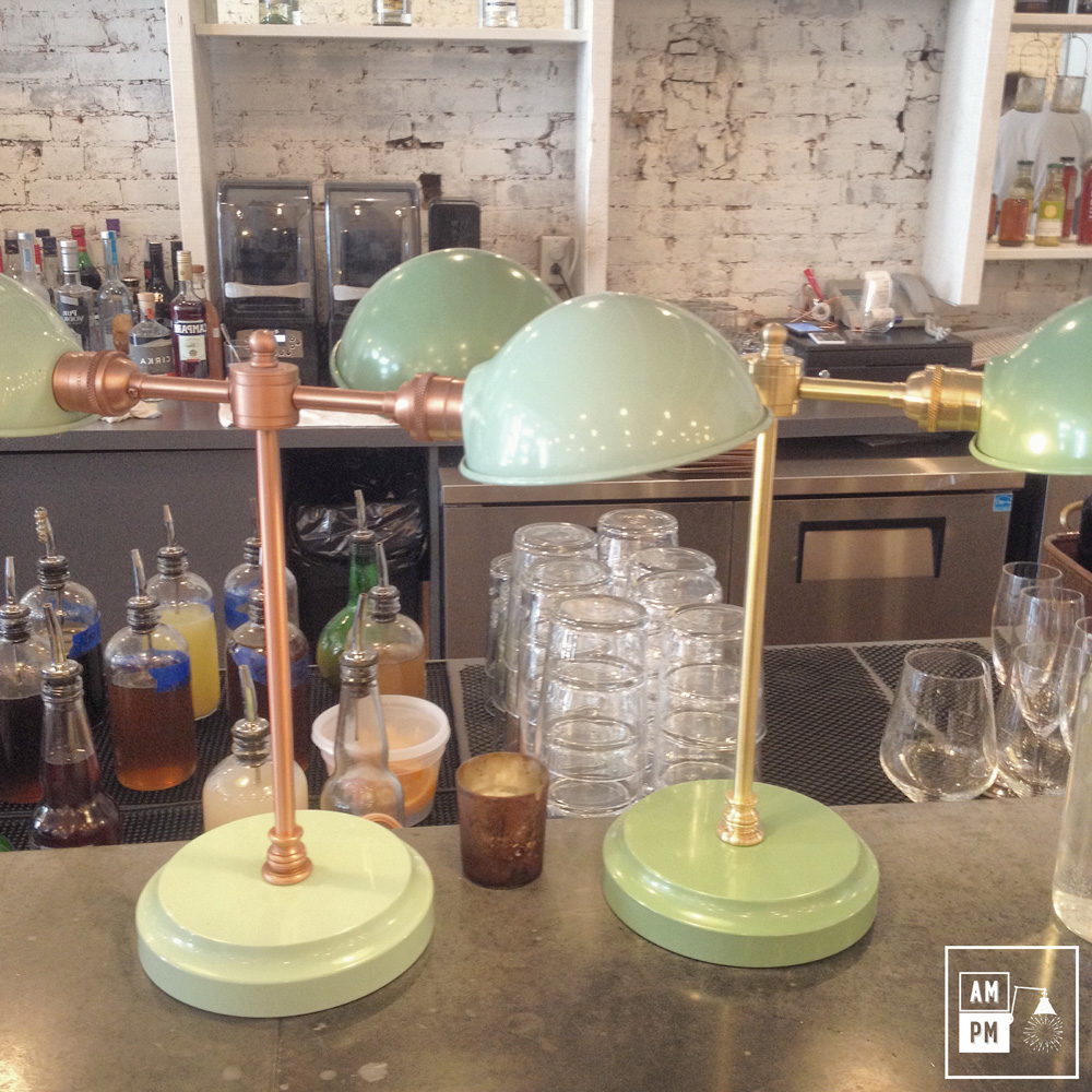restaurant-lov-lampe-de-table-laiton-cuivre
